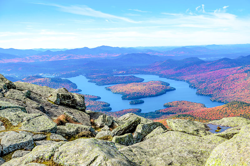 17 of the Best Lake Towns in the U.S. image
