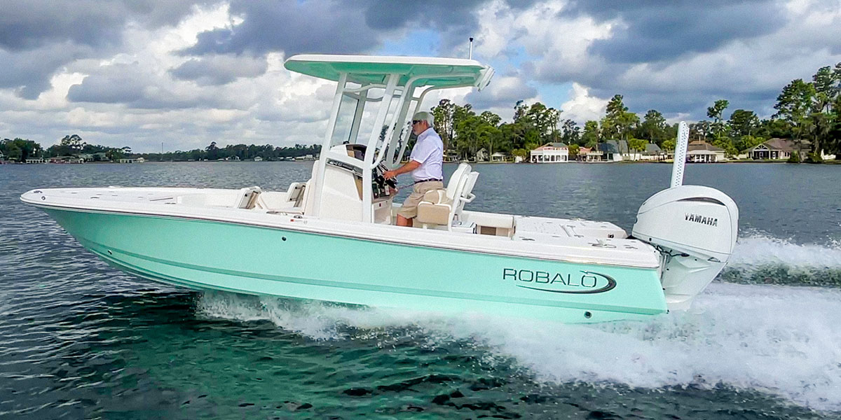 Robalo 246 Cayman Review – Boatmart Blog