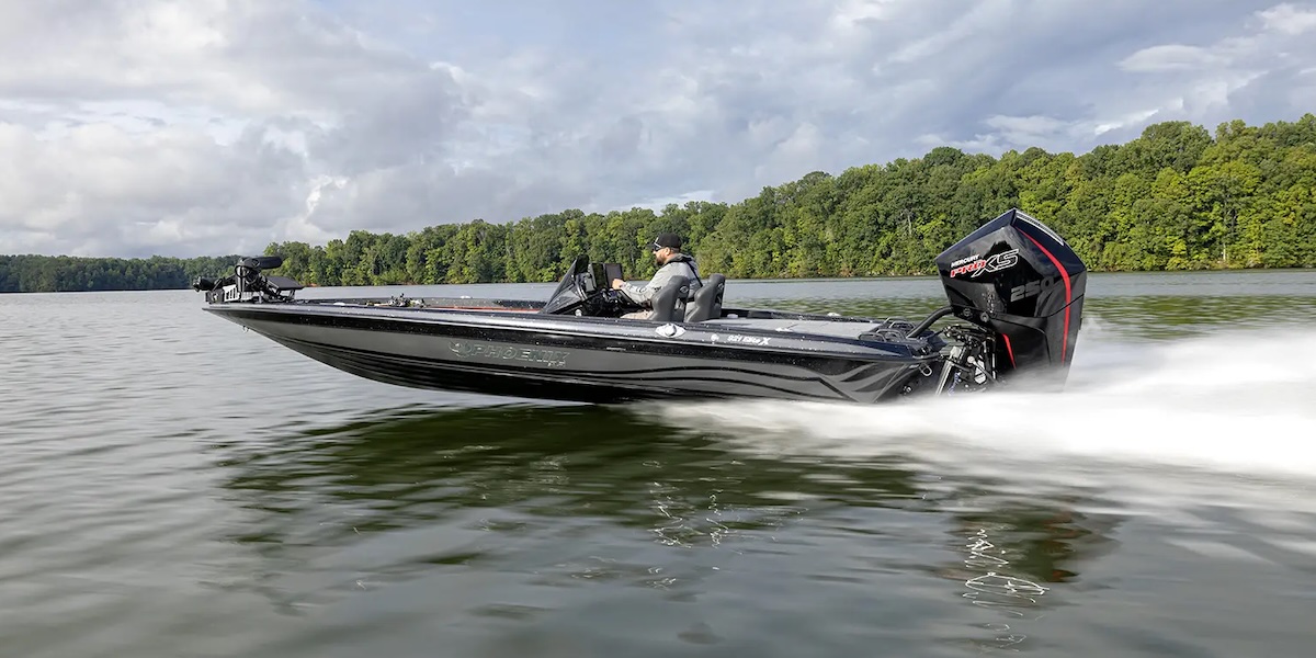 5 Action-Ready High-End Bass Boats – Boatmart Blog